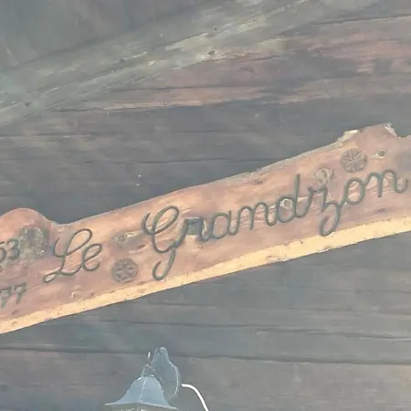 Le Grandzon - Bis 8 Personen By Interhome Feriehus
